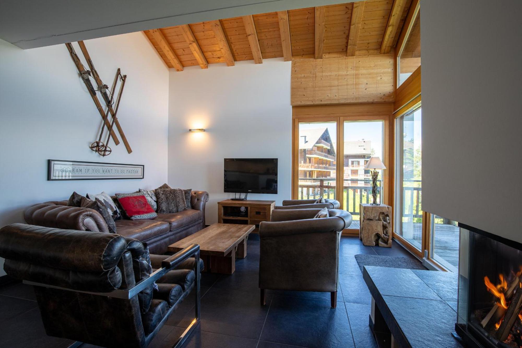 Ski Paradise Mountain & Luxe Apartments فييسوناز المظهر الخارجي الصورة